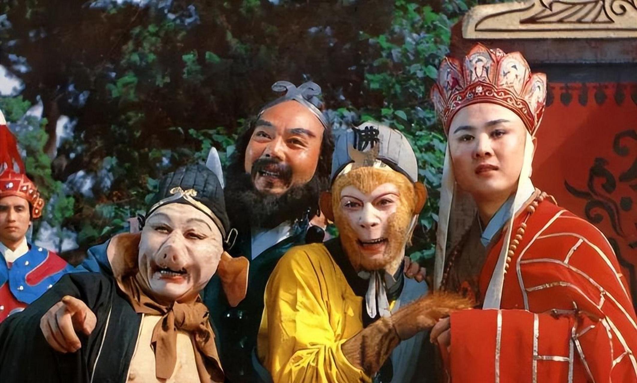 《西游记》中师徒四人取经之旅的真正意图是揭示权威和规矩的持续屈服