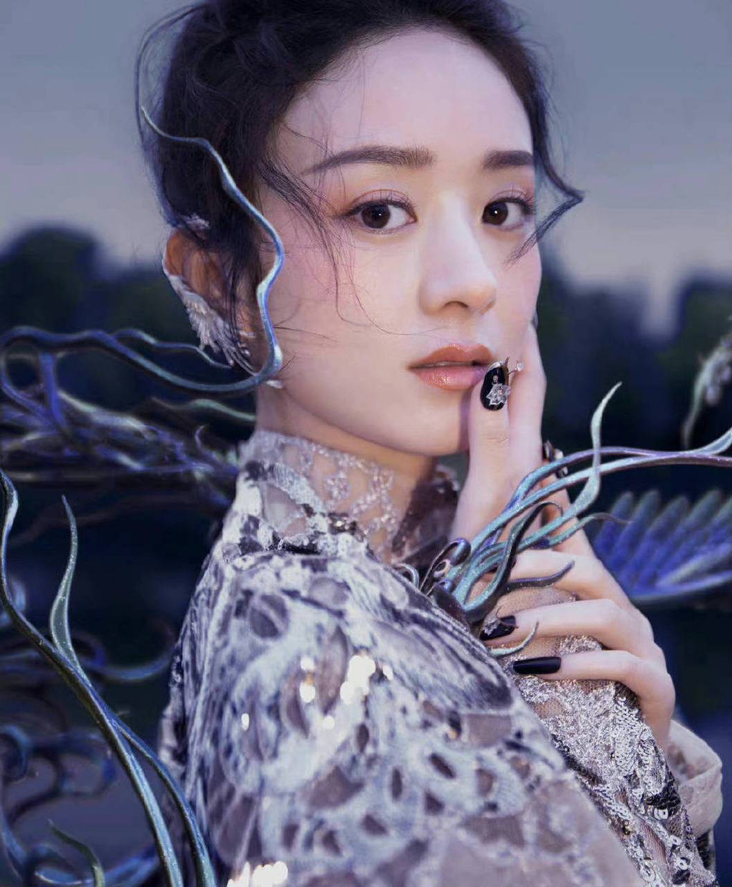 一名自称赵丽颖"黑粉"的网友公开发表道歉信,对过去在网上散播关于