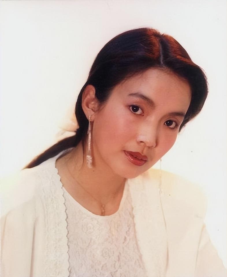 张丰毅:30年对亲儿子不闻不问,对继女百般疼爱,晚年却想修复