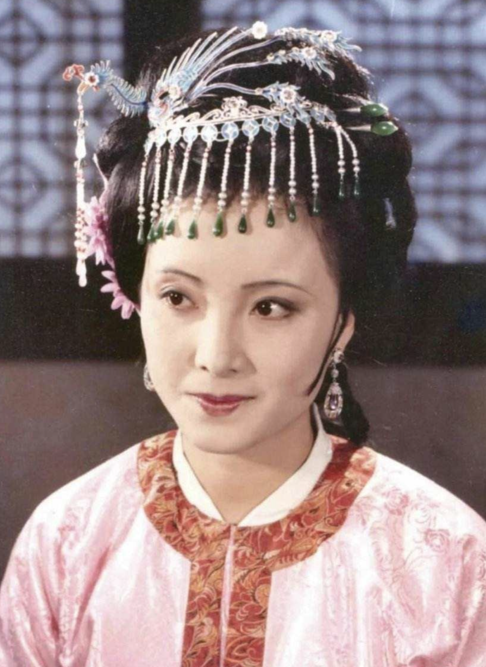 87红楼第一美,不是陈晓旭和张莉,而是拍完就退圈的秦可卿张蕾