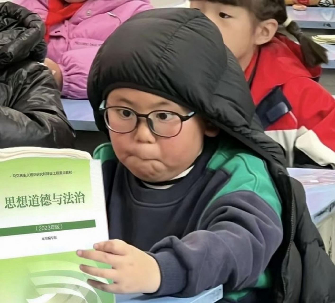 小孩哥期末考复习表情包