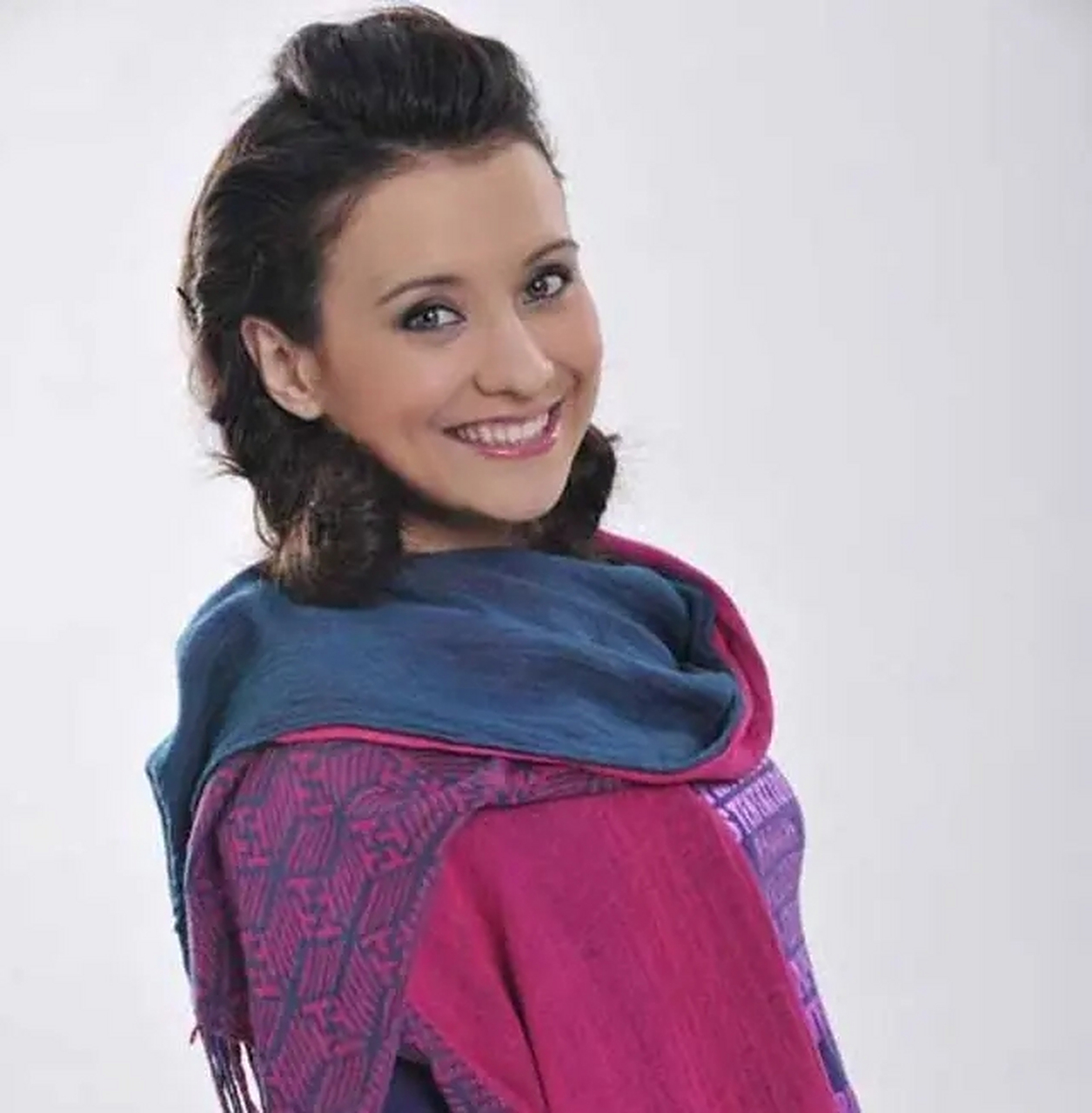 刘丽达,中俄混血女孩,其家族跨越两国文化.