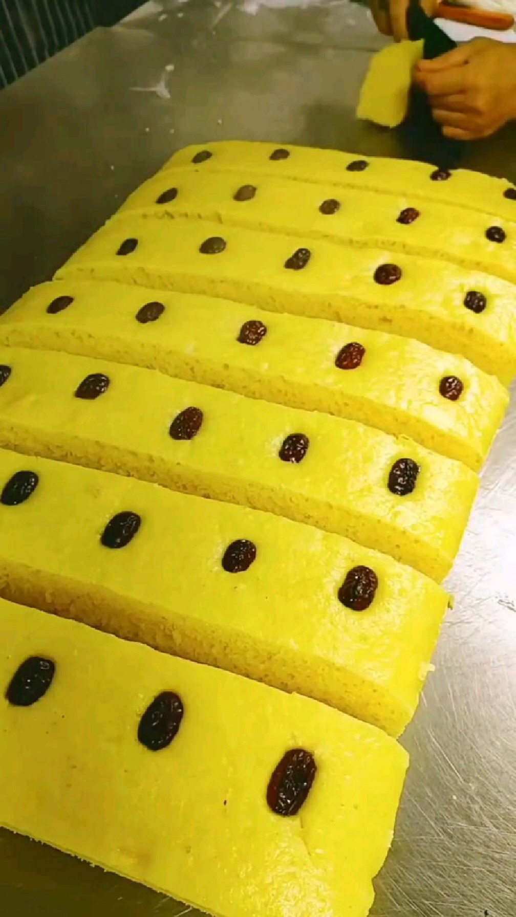 玉米面发糕,特别好吃,你们喜欢吃吗?