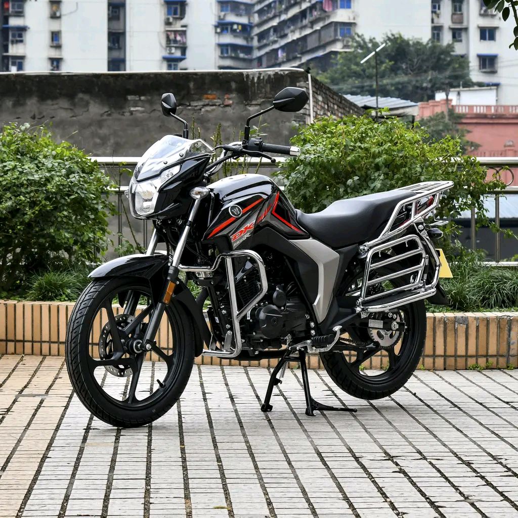 9380元,一款全能战将的运动街车,豪爵dk150r