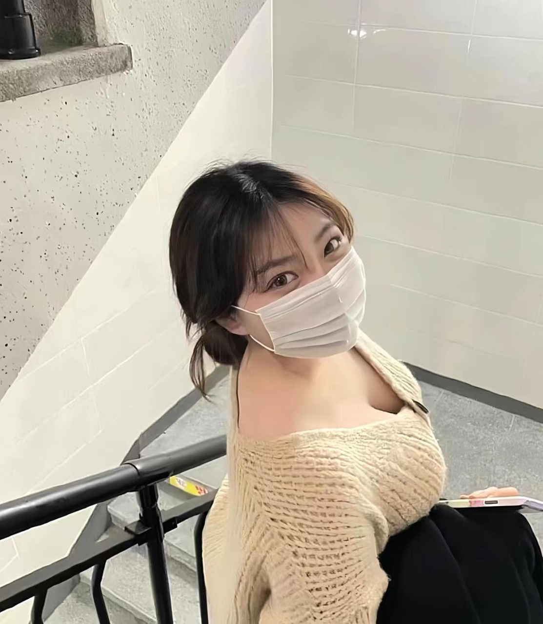 楼上的大姐姐,每次看见我都笑容满面