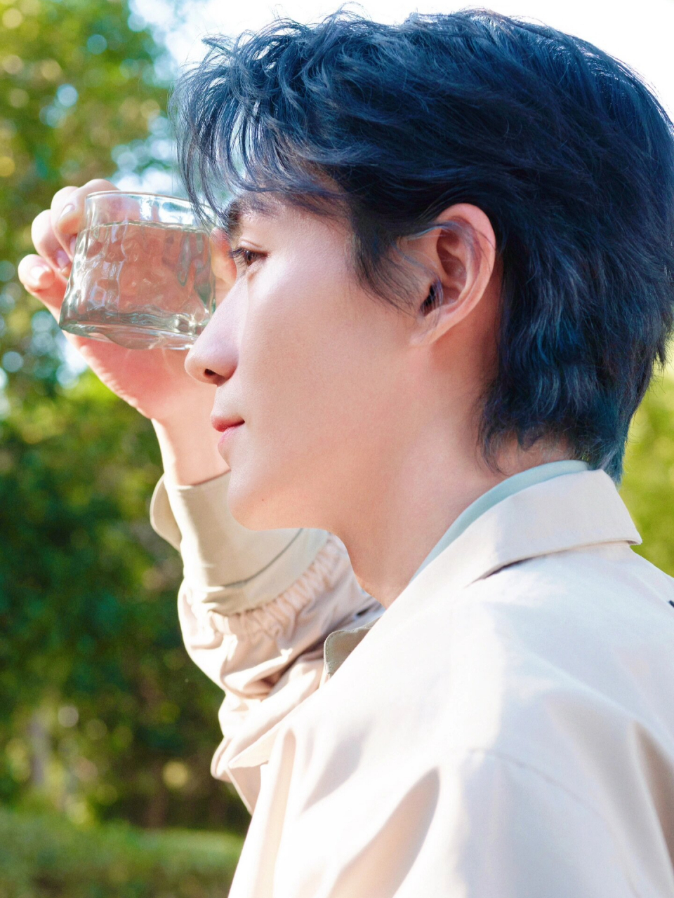 朱一龙伤情已逐渐康复 后援会分享了朱朱的近况,恢复情况良好!