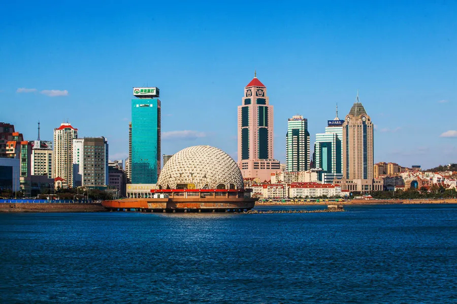 青岛在政务政策,企业发展,民生生活三个方面优化营商环境,取得显著