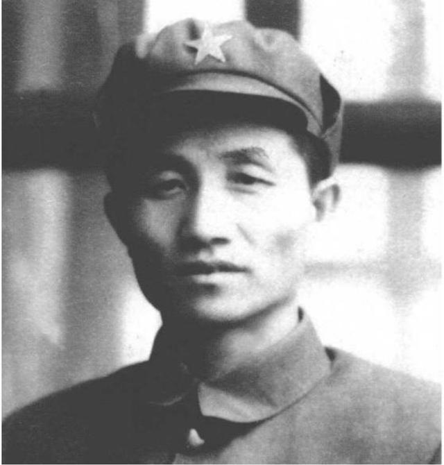 红军战力最强军军长程子华:战功大资历深,为何没被授衔大将军衔