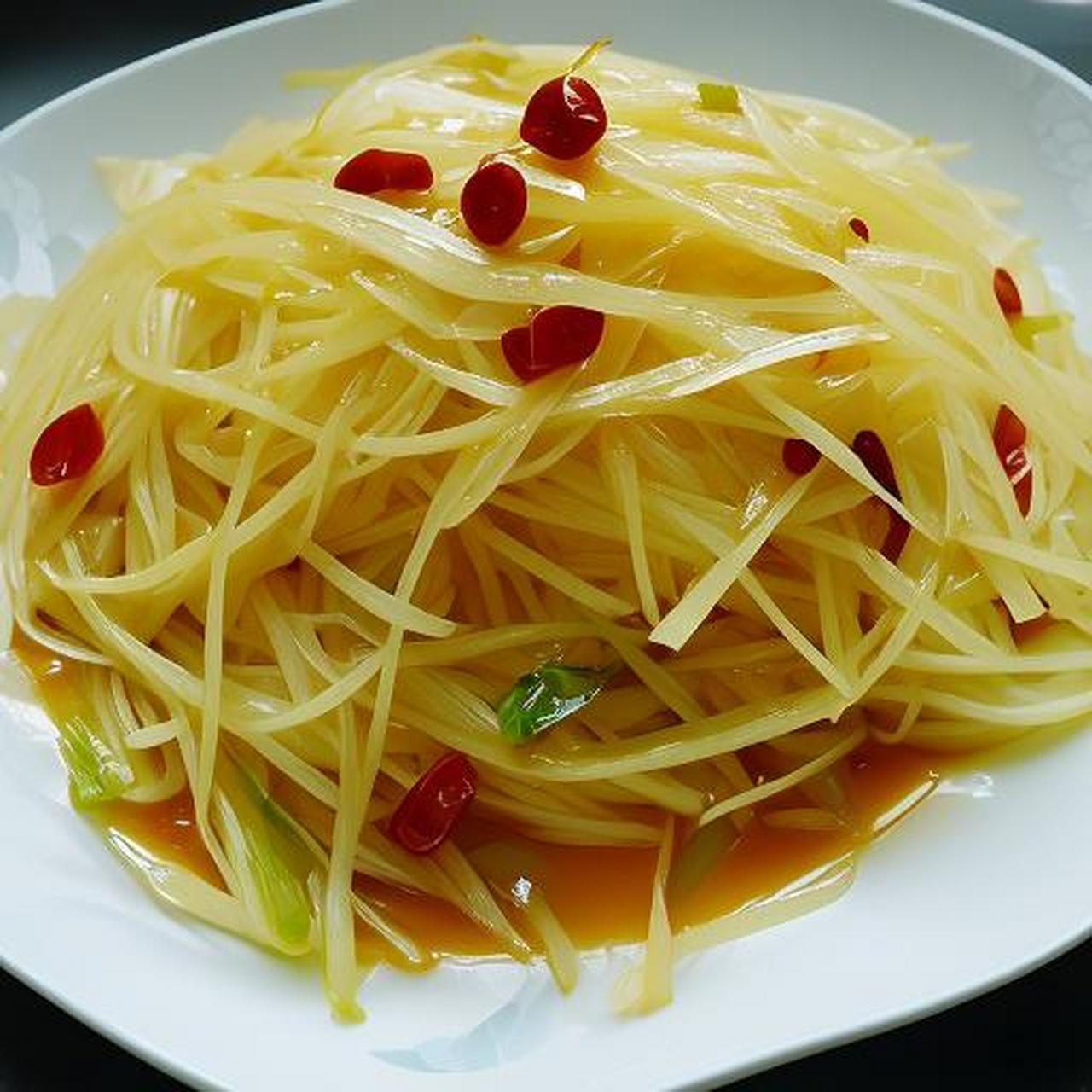 只需多做3步,不粘锅很爽脆  炒土豆丝是家常菜中的经典,清脆爽口,开胃