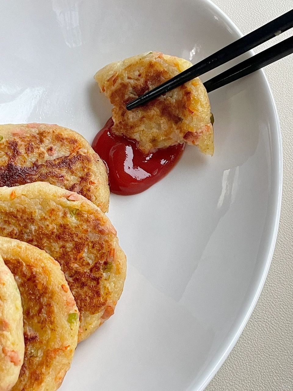 黄磊老师同款土豆饼吼吼吃 食材土豆胡萝卜火腿小葱面粉孜然粉胡椒粉