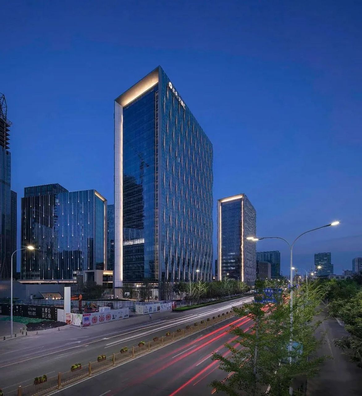 北京通州保利大都汇坐落于北京城市副中心通州cbd核心区域,温榆河以及