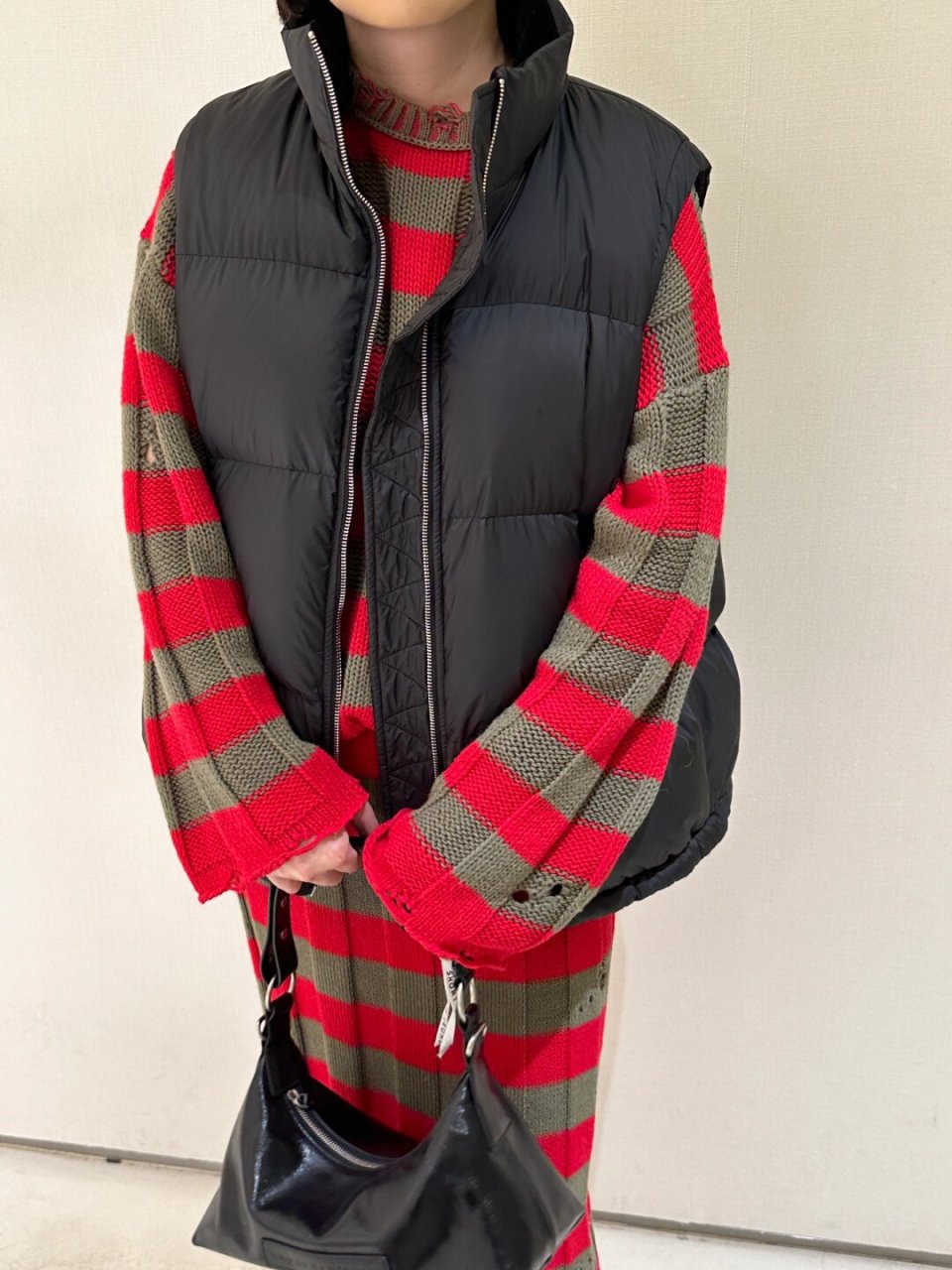 新年灵感穿搭  "迎接新的一年,我选择了一套红绿条纹毛衣套装.