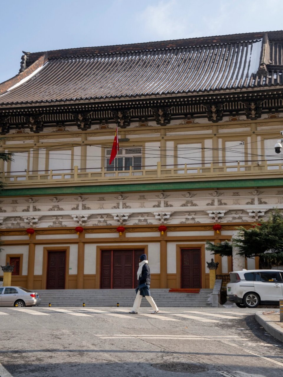 这真的不是京都大连麒麟西巷1号东本愿寺  在繁华的大连市中山区,有一