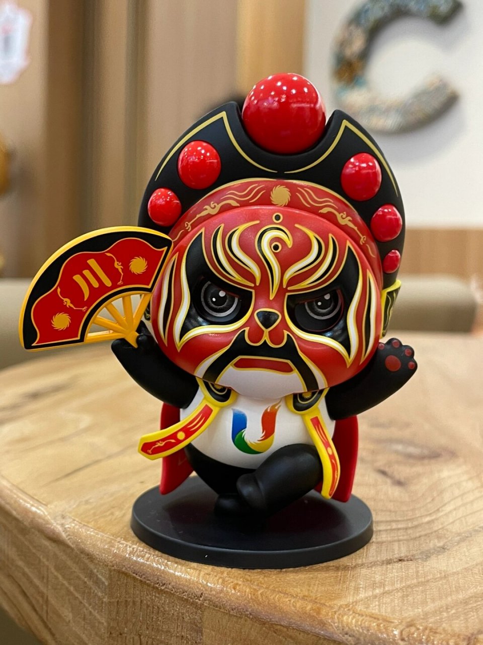 当你来到四川旅游时,不妨寻找一下这些神奇的会变脸