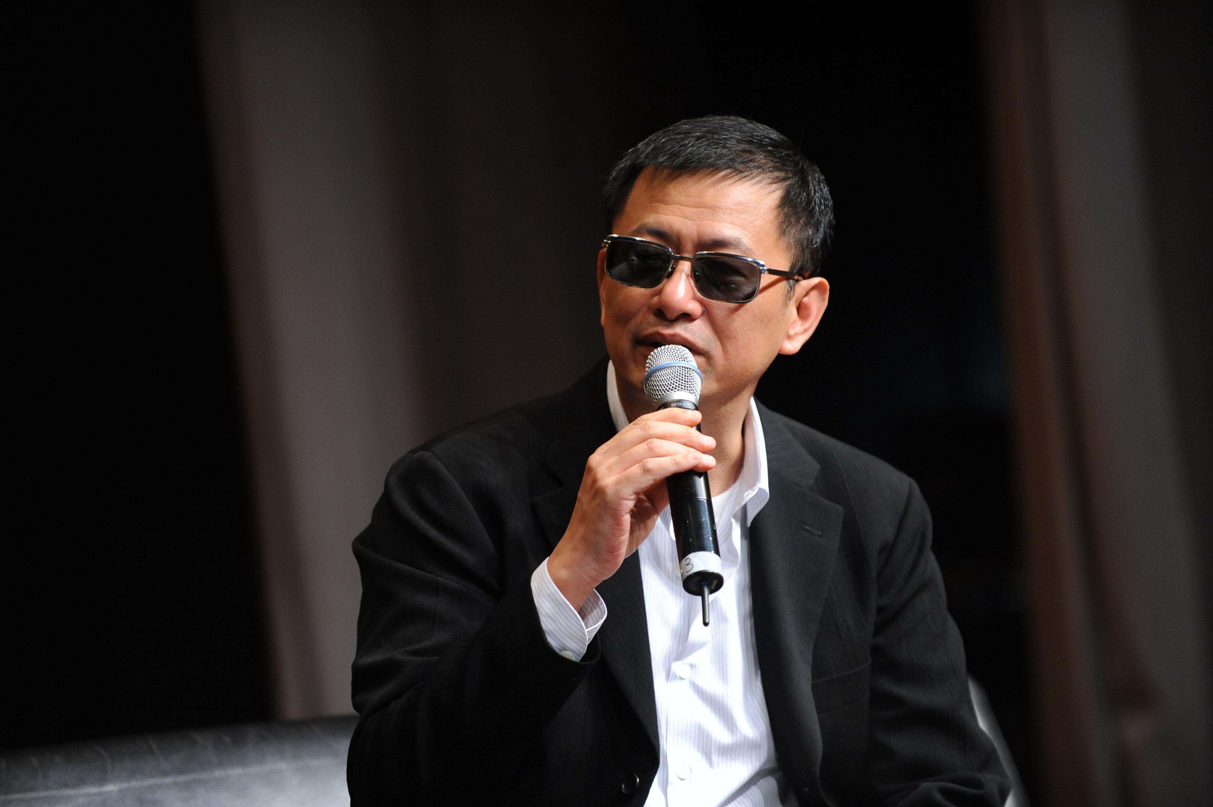 王家卫:电影宗师转战电视剧,《繁花》是盛开还是枯萎?