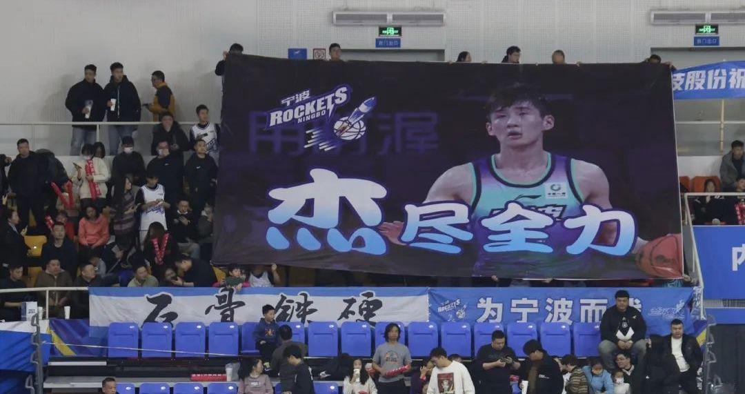 八一男篮解散后,如今他们的生活是怎样的?