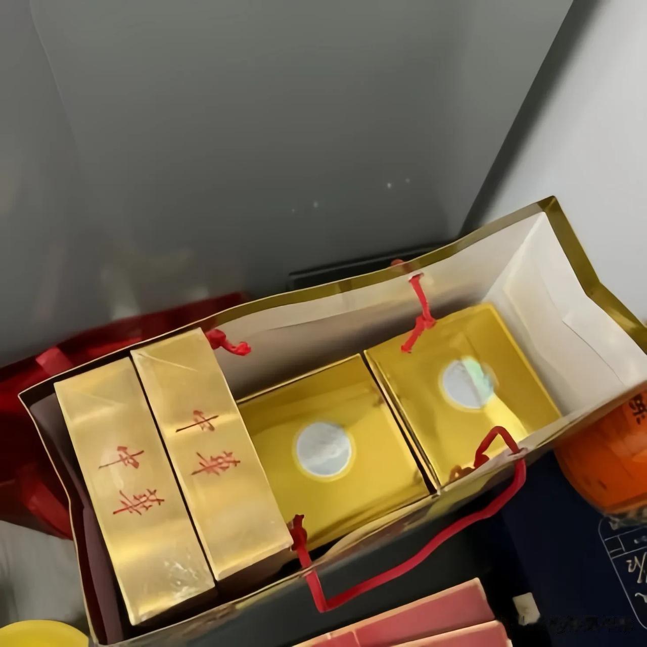 茅台的袋子是谁发明的,人情世故拿捏妥妥的