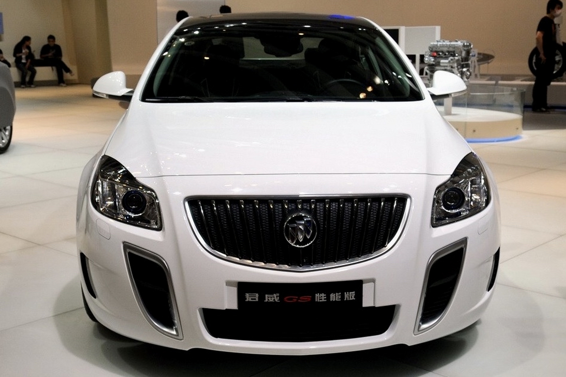 还记得这辆老老老款别克君威吗?经典至极,当年是何等的那啥!