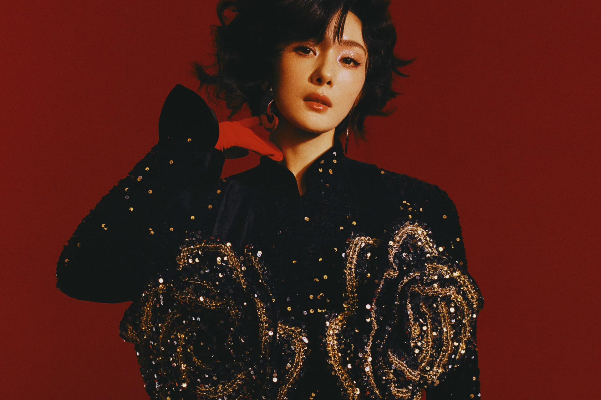 [原文:杨幂登t锦绣一月刊封面,.