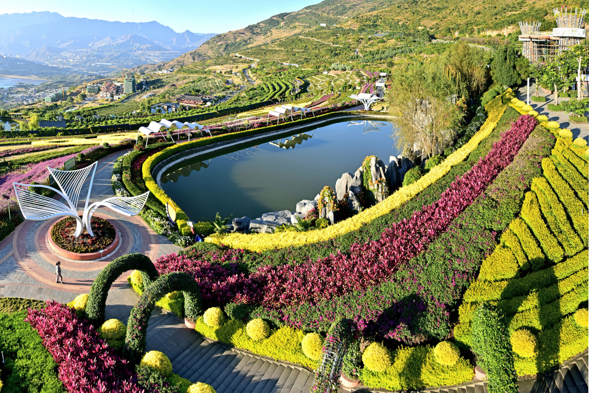 我的年度旅行记#阿署达花舞人间景区,位于四川省攀枝花市东区银江镇