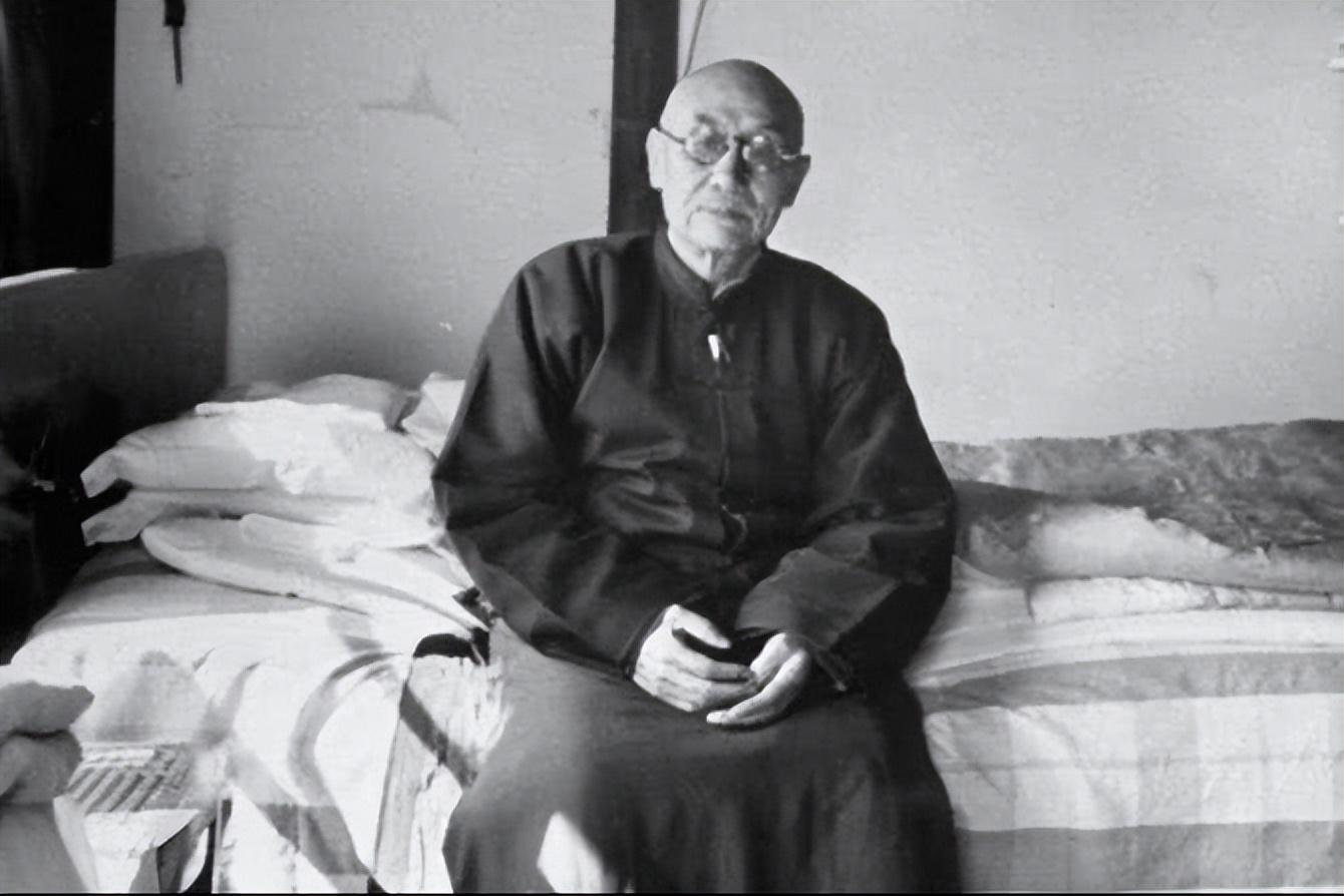 1992年阎锡山小儿子回忻州老宅不料却被售票员拦住同志请买票