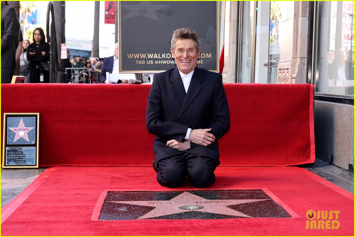 从演超四十年,"绿魔"威廉·达福留名好莱坞星光大道