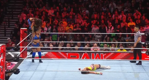 WWE RAW第1598期图文战报
