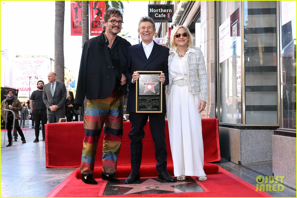 从演超四十年,"绿魔"威廉·达福留名好莱坞星光大道