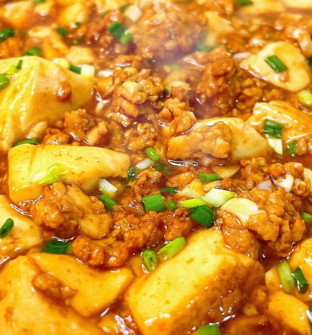 美食侦探们 今天给大家带来一道绝对能让你秒变大厨的肉末豆腐