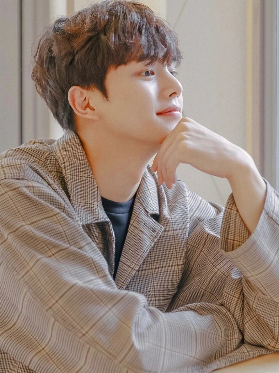 内娱许凯,韩娱宋江  沉浸在近期荧屏魅力的漩涡里,我仿佛被两个不同