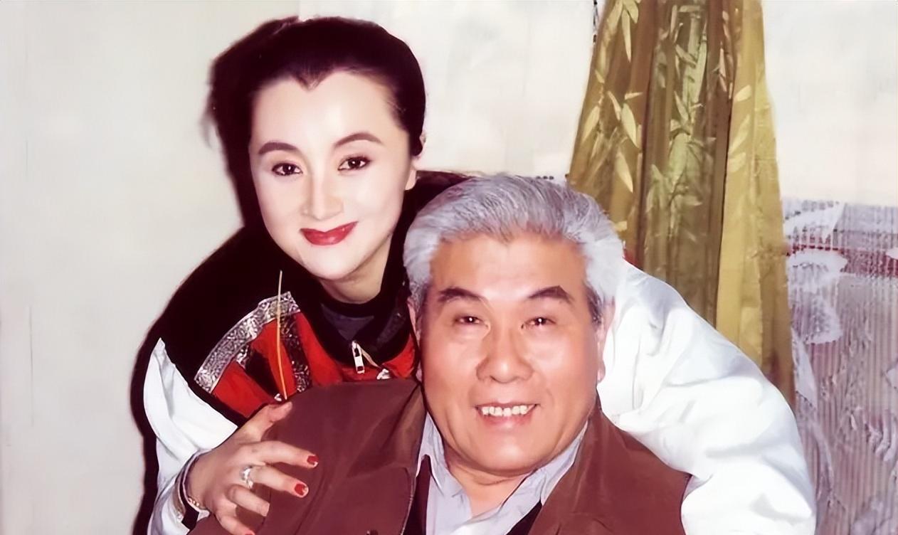 八一厂男星李炎:银幕高干专业户,与妻子恩爱一生,70岁离世