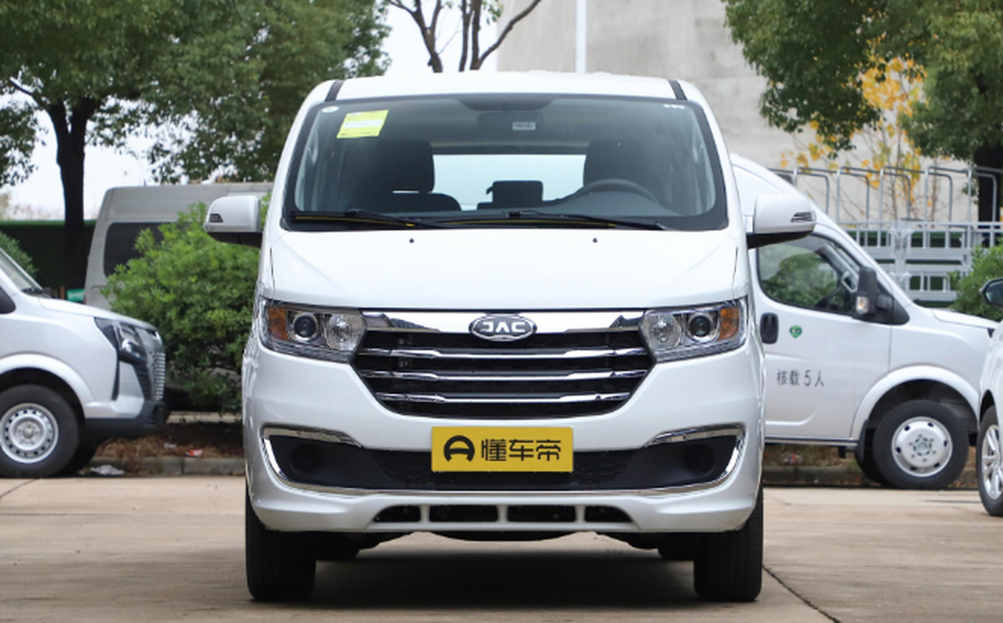 江淮瑞风m3 plus hev仅需10.98万元起.