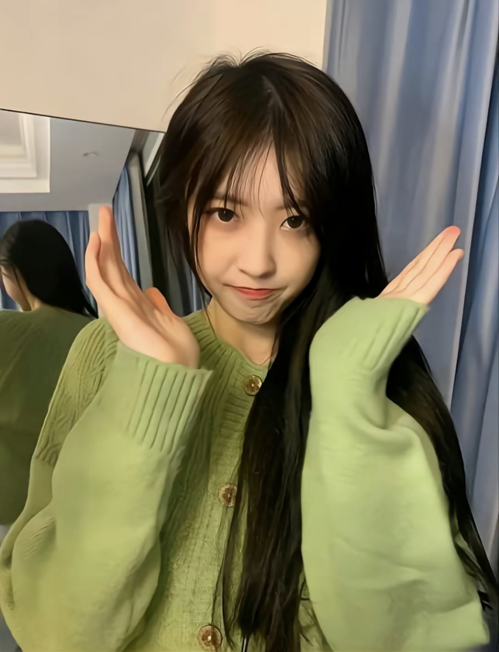 杀猪饲料 杀猪饲料本名佘颖欣,名字当中第一个字是