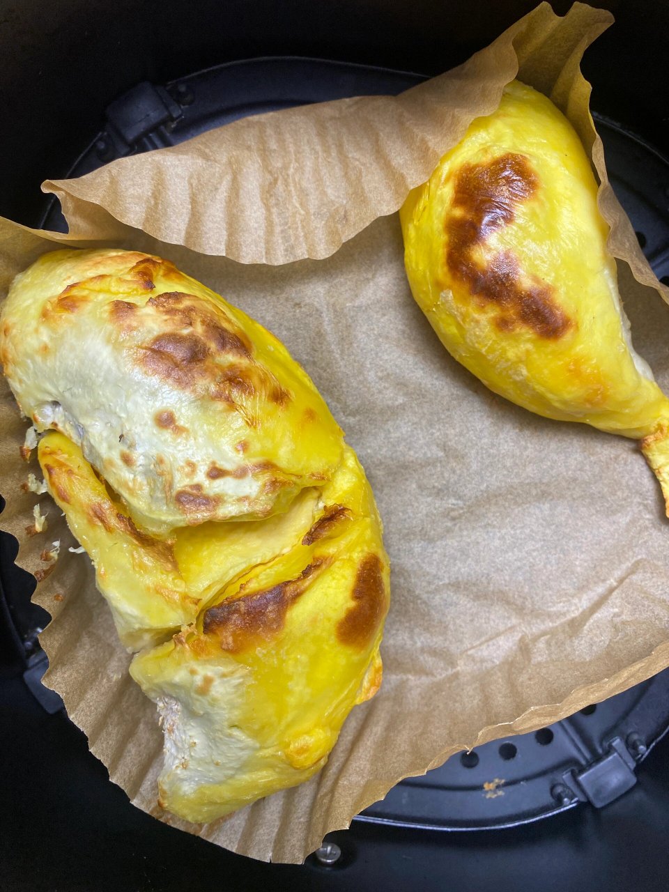 吃的停不下来 空气炸锅200度烤五分钟 然后别打开 再继续200度烤10-15