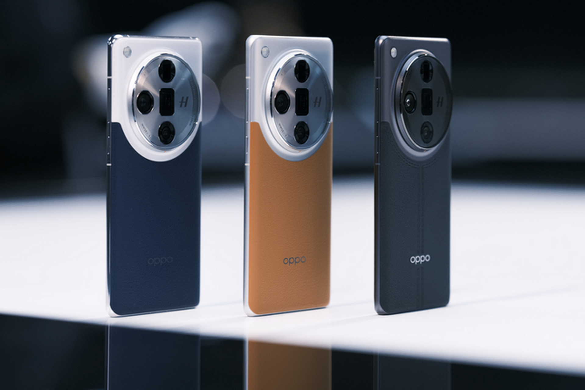 oppo findx7系列手机搭载超强双潜望四主摄影像系统,硬件升级显著