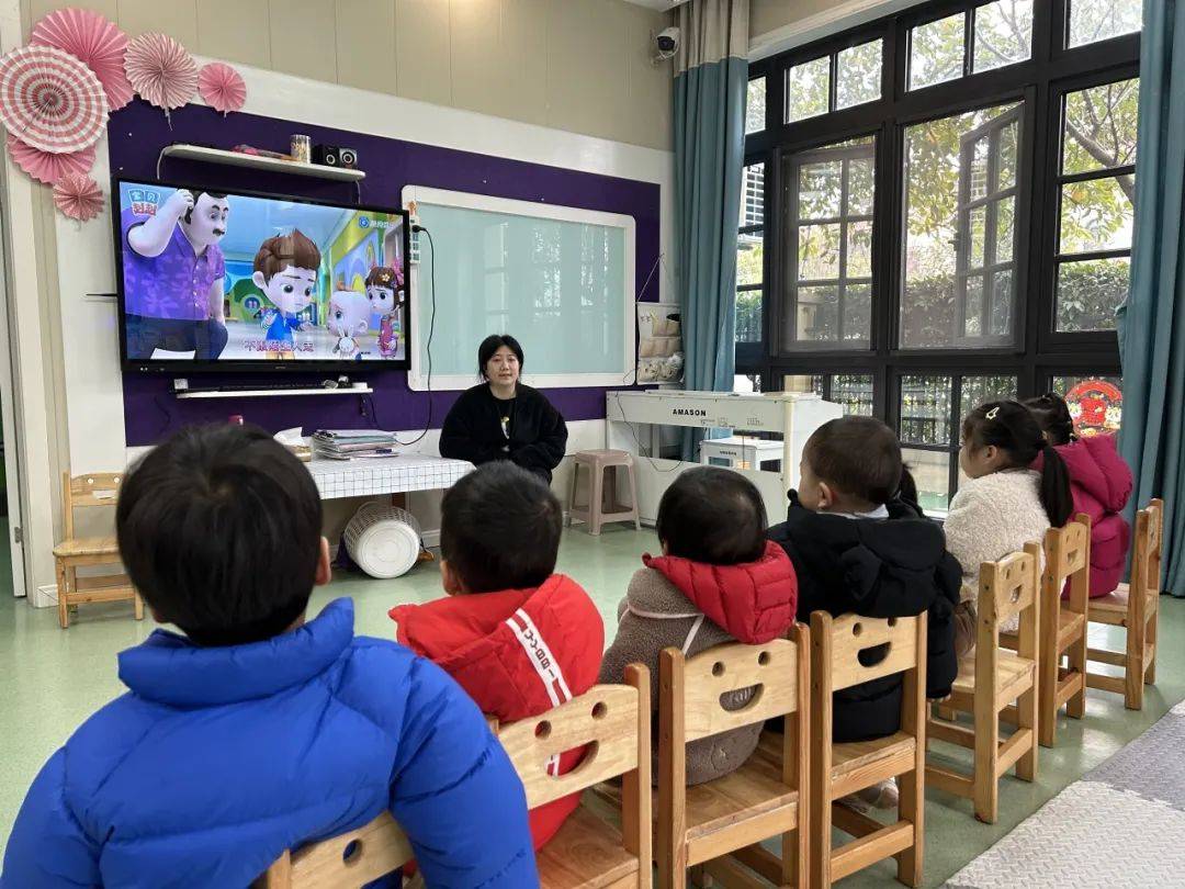 拐骗千万计,宝贝别中计——海宁市庆安幼儿园防拐骗安全教育活动