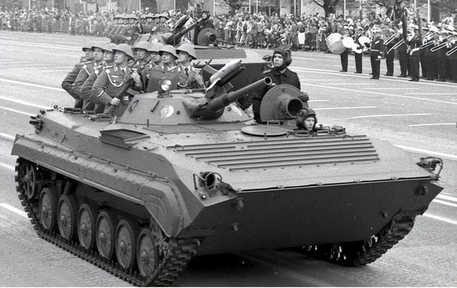 武器知识:中国86式步兵战车