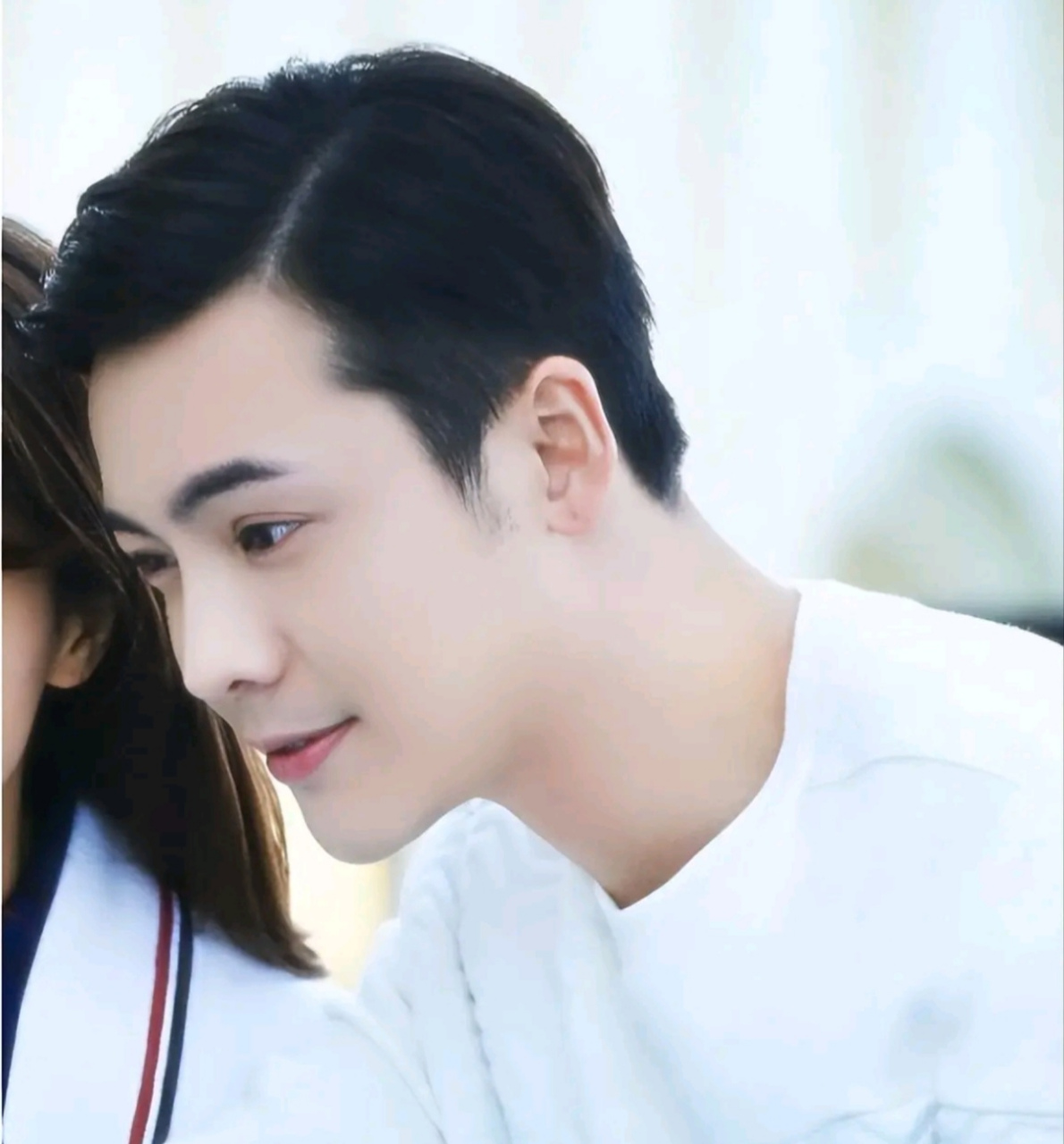 陈伟霆何穗再添新进展:被传已见双方父母,何穗成最大赢家!