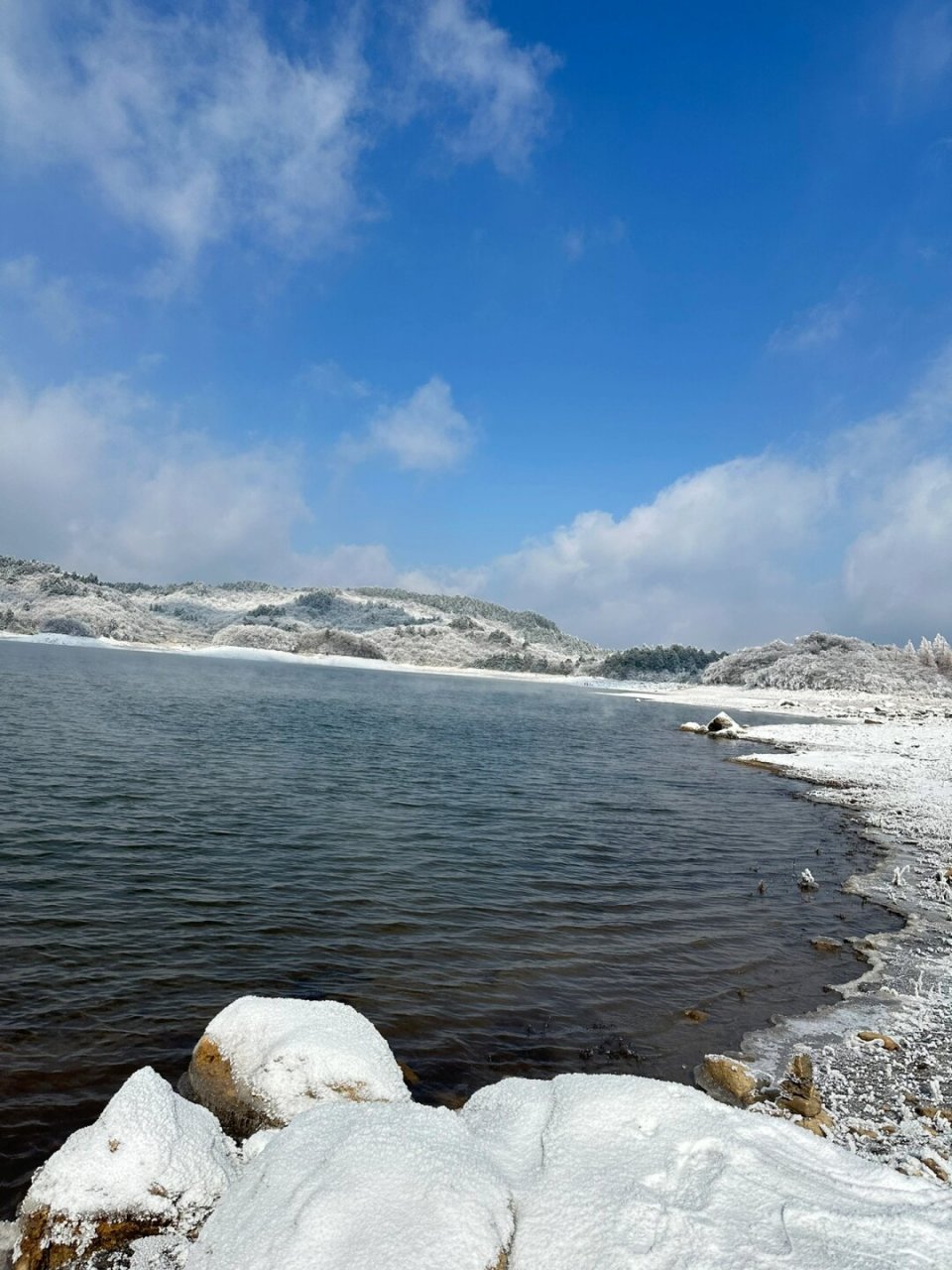 浙西天池我去了  早上7点多,我们从临安出发,向着龙王山进发.