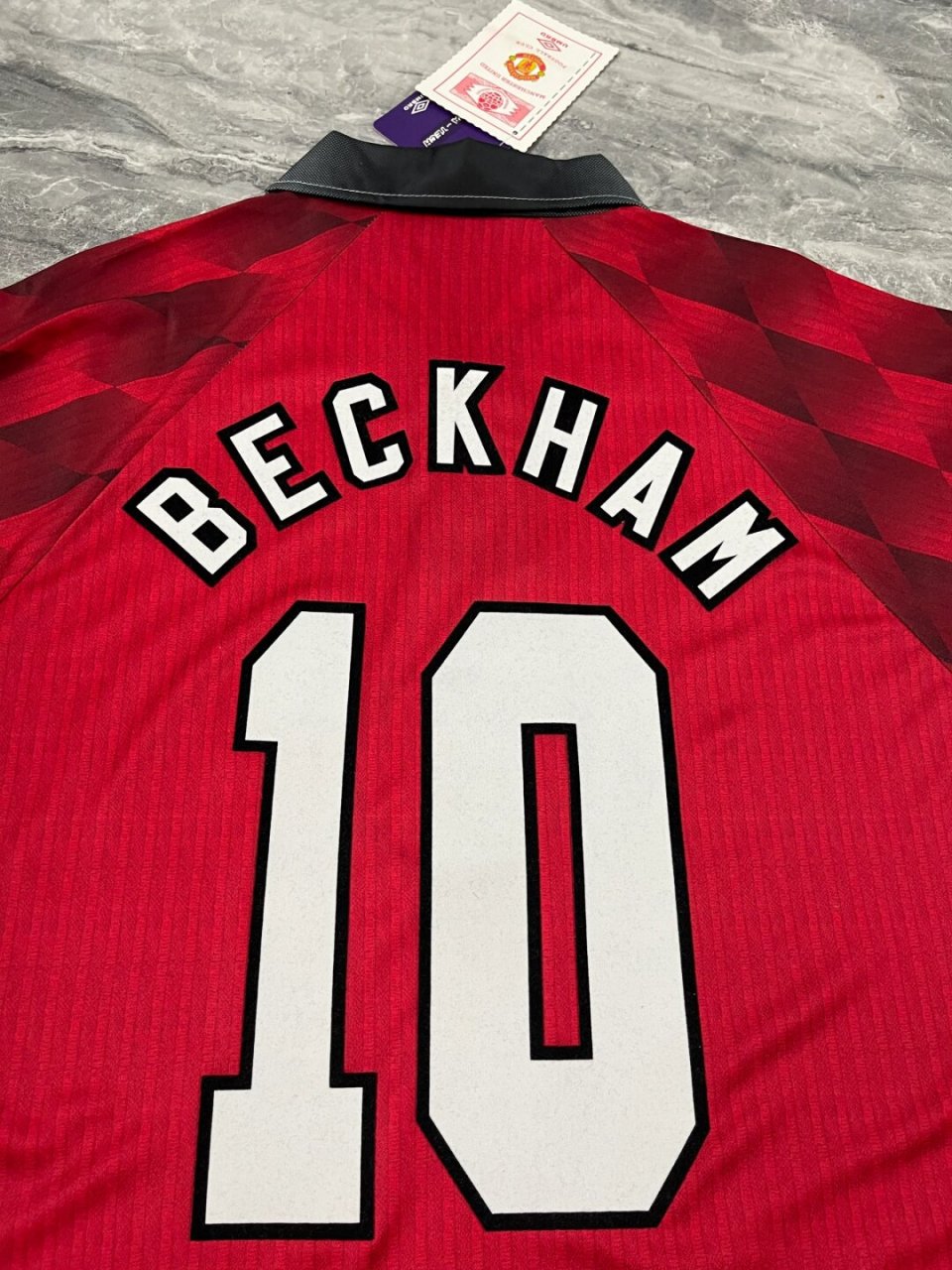 复古9697曼联球衣 居然学生党也轻松拥有  贝克汉姆,真是yyds!