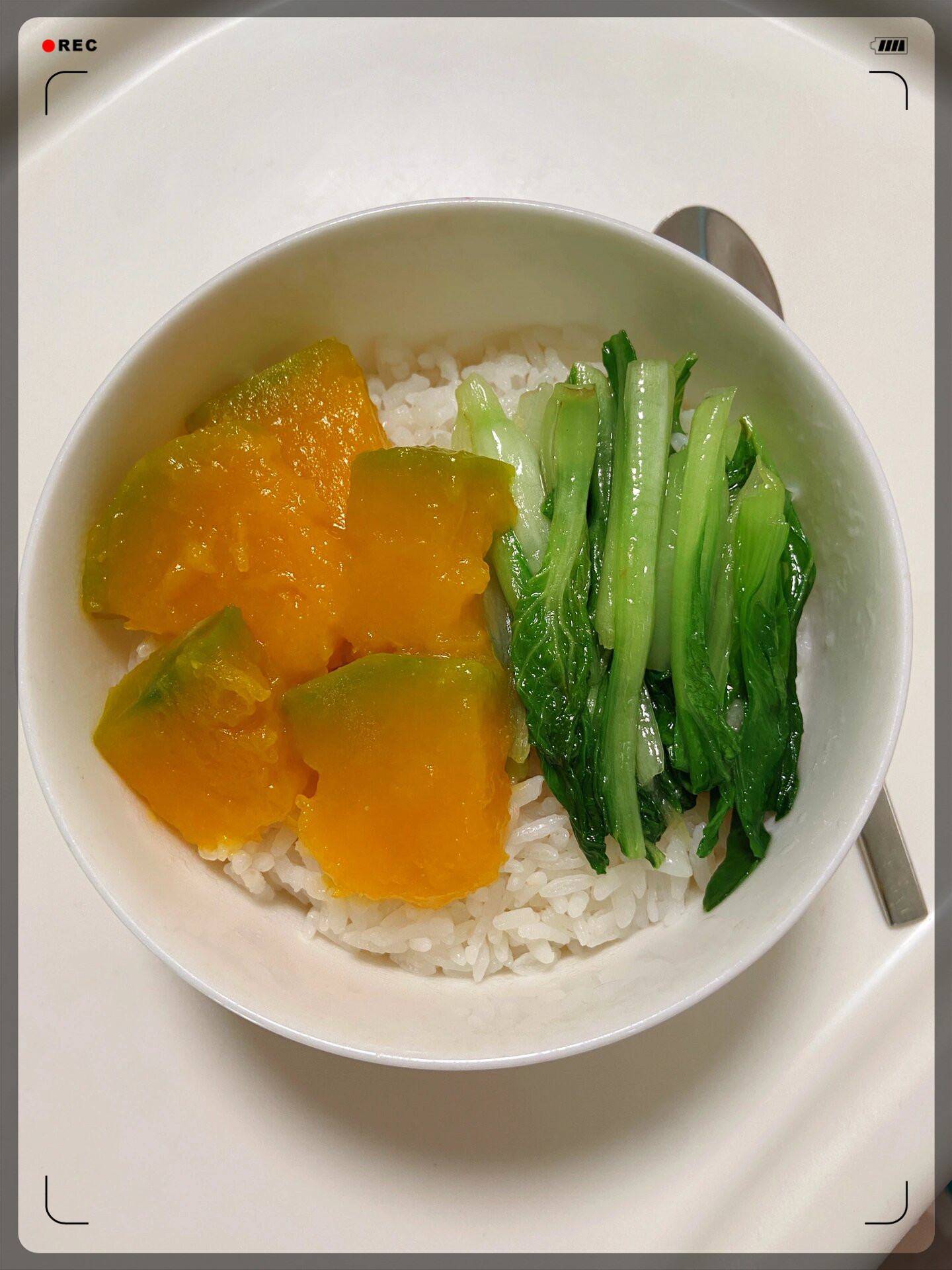 美食文化一直是受人瞩目的话题,粗茶淡饭的养生之道