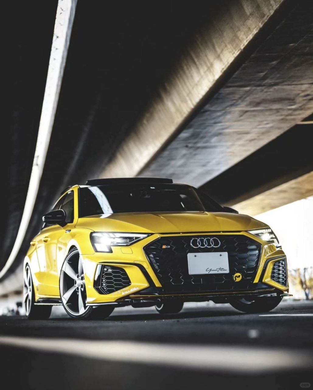 奥迪s3的两厢版设计,确实给人留下了深刻的印象.