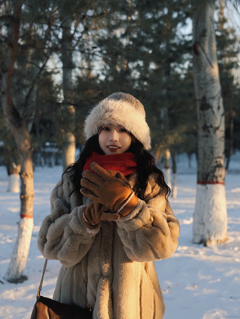 雪景人物唯美照片欣赏图片