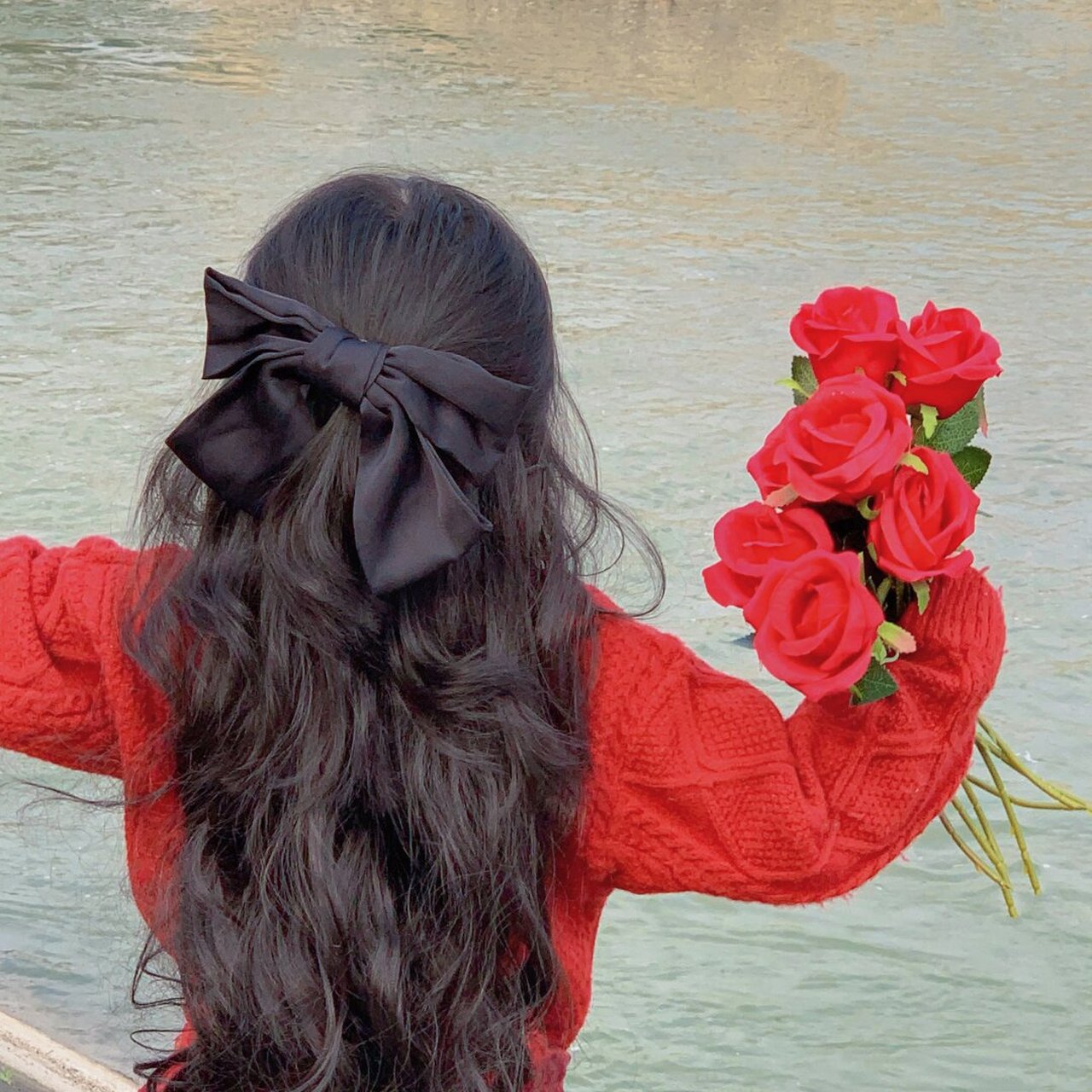 红色系捧花头像  不一样的新年头像