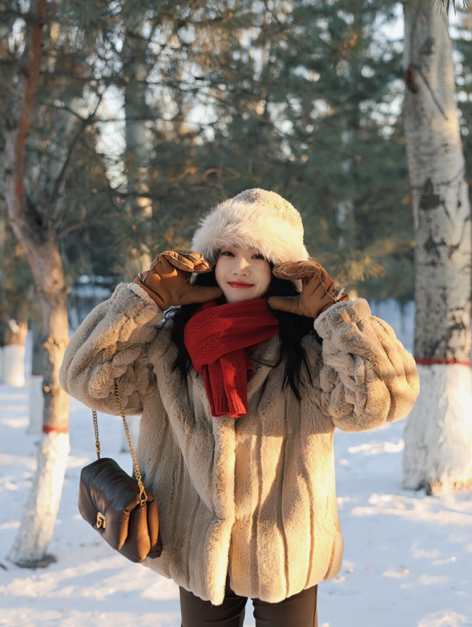 雪景人物唯美照片欣赏图片