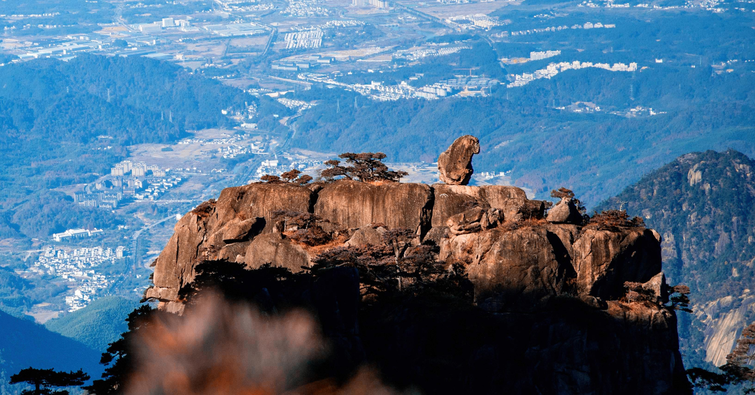 我的年度旅行记# 到了黄山,看到猴子观海景点时,我的感慨顿时涌上