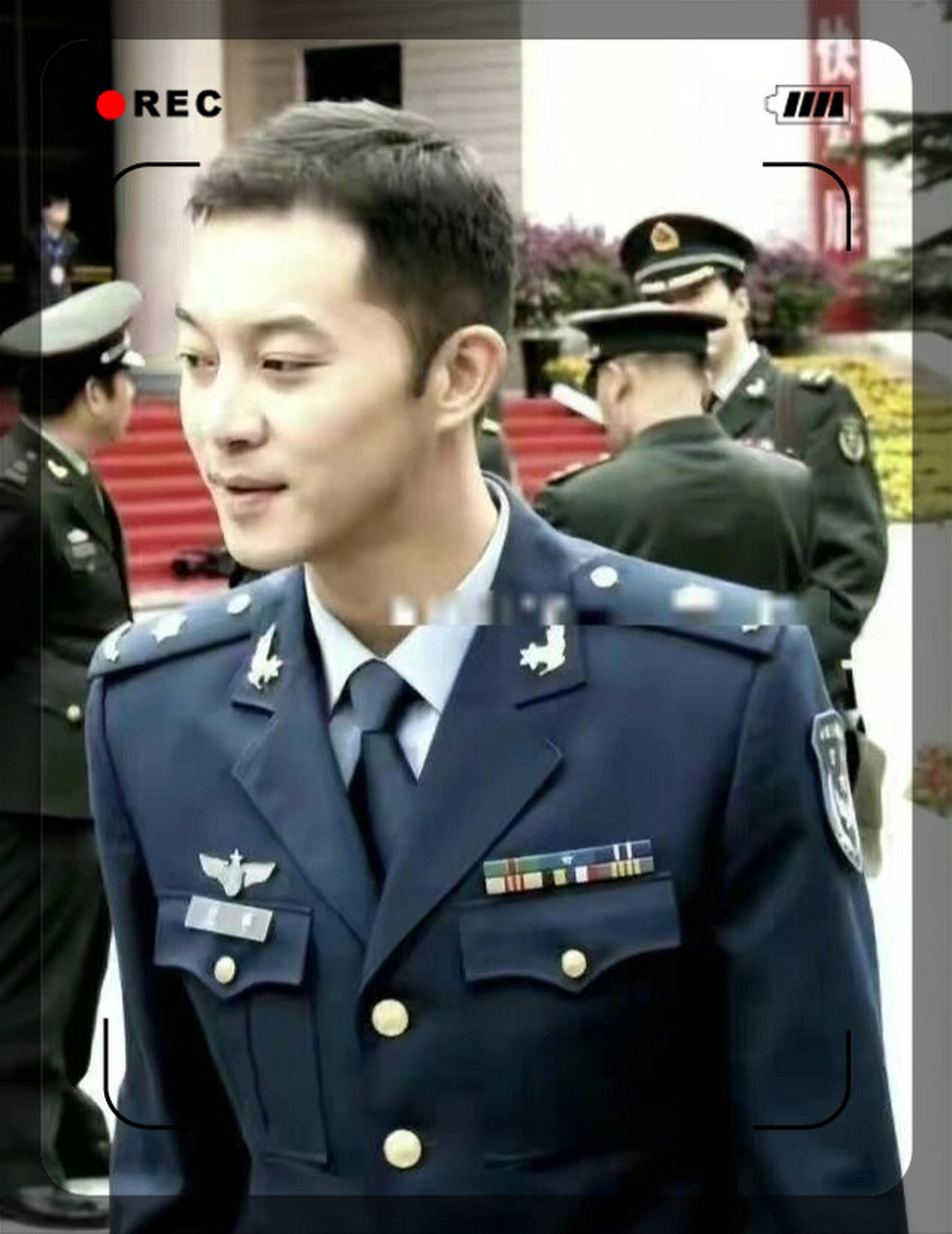 沈腾,沙溢,刘迦三代军艺校草,这…98   #我要上热门# 他们三个,沈腾