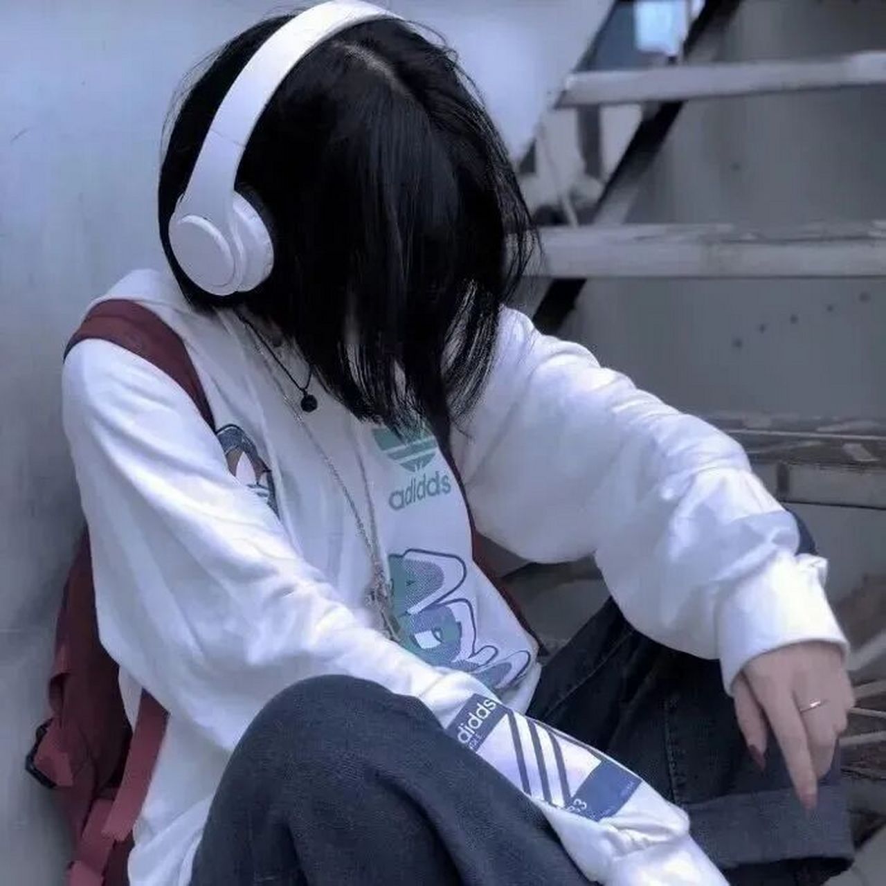 优质伤感精选女生头像 喜欢记得点赞 自取~