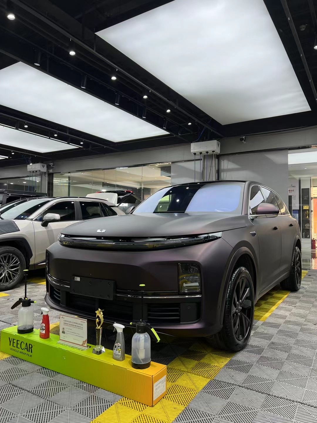 理想l7 全车yeecar改色液态金属黑幻紫 装贴完毕 yeecar 理想l7