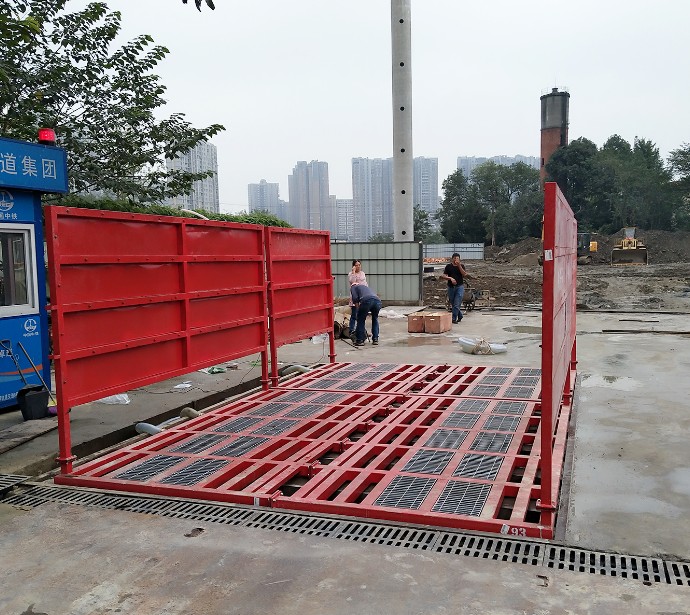 四川成都工地洗车机,工地冲洗设备,全程自动清洗,控制车辆扬尘